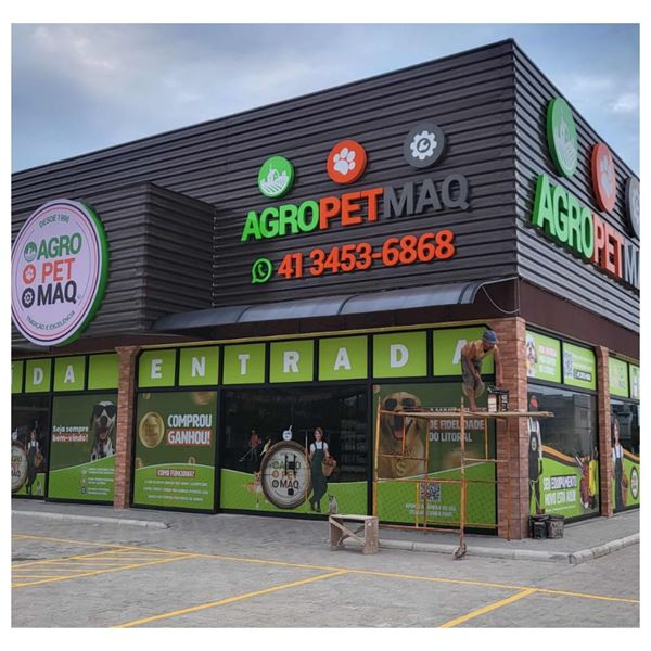 Yamax Comunicação Fachadas e Letreiros